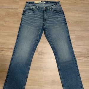 NWT MENS BUCKLE RECLAIM RELAXED FIT JEANS 30x32